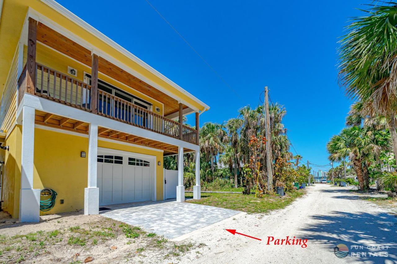 Dog Friendly Loft Steps From Beach With Gas Barbecue Grill And Upstairs Deck! New Smyrna Beach Exterior photo